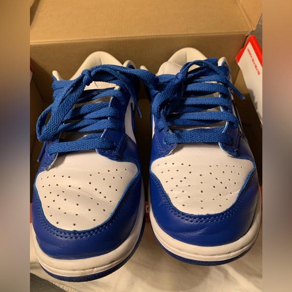 NIKE DUNKS - Picture 2 of 5